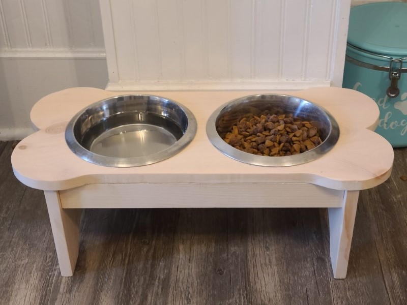 Pet Food Stations